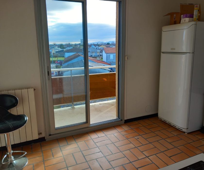 Appartement T2  avec ascenseur et parking privé